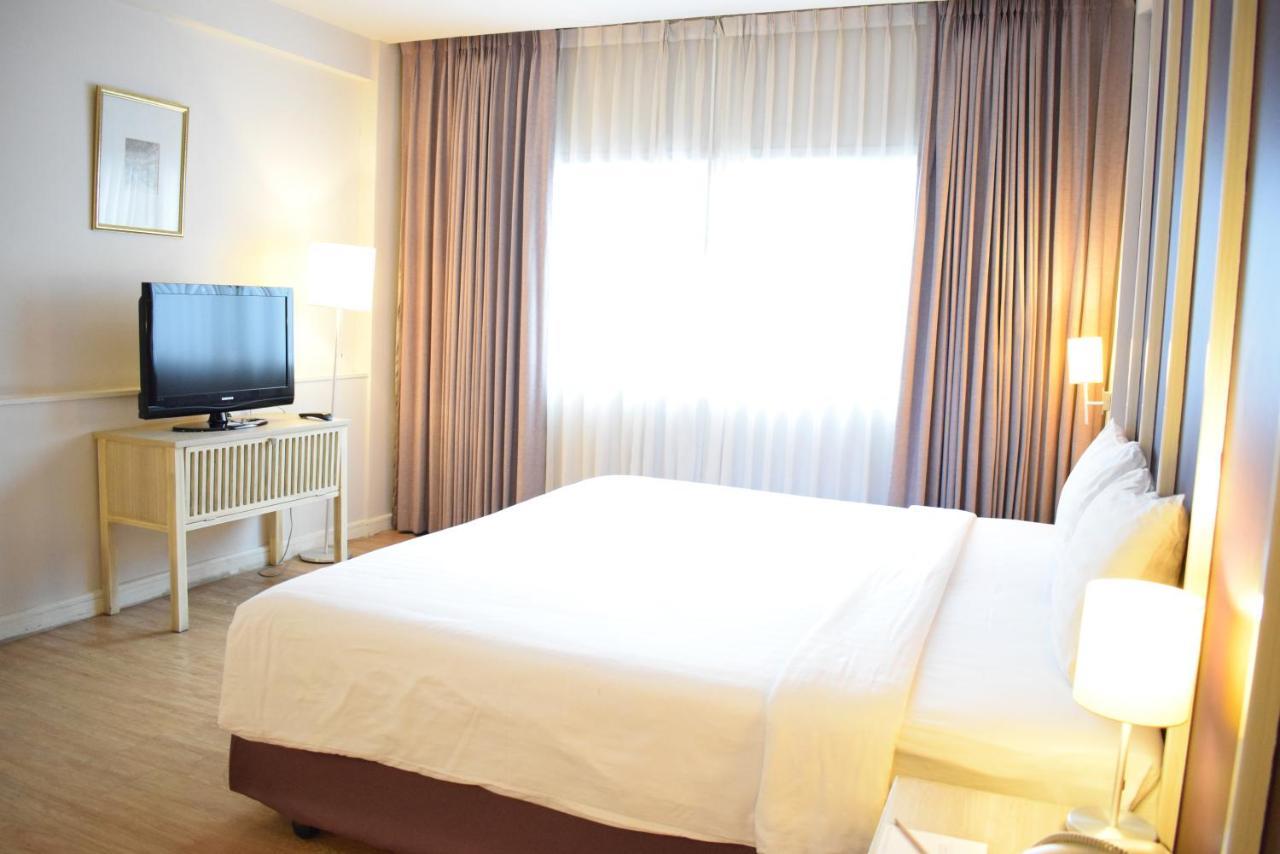 Quarto Deluxe com Cama de Casal ou 2 de Solteiro